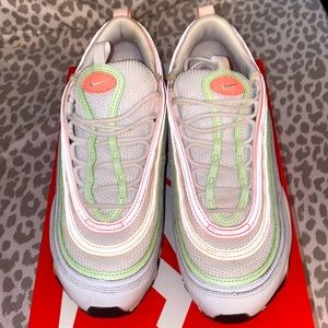 Nike air max size 9